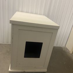 THE REFINED FELINE Cat Litter Box Enclosure Cabinet