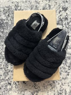 SIZE 13 Uggs Fluff Slides