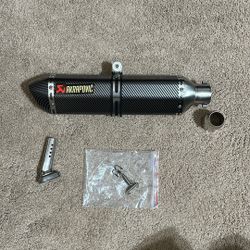 Motorcycle Carbon Fiber Mufflers (Universal) x2 