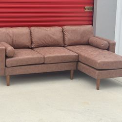 Like New Sectional Couch Delivery Available 