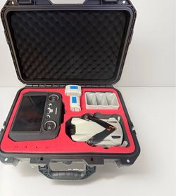 DJI - Mini 3 fly more combo (DJI RC)(GL) - Gray, Hard Case, Protector Stabilizer