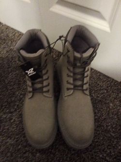 Grey boots size "12