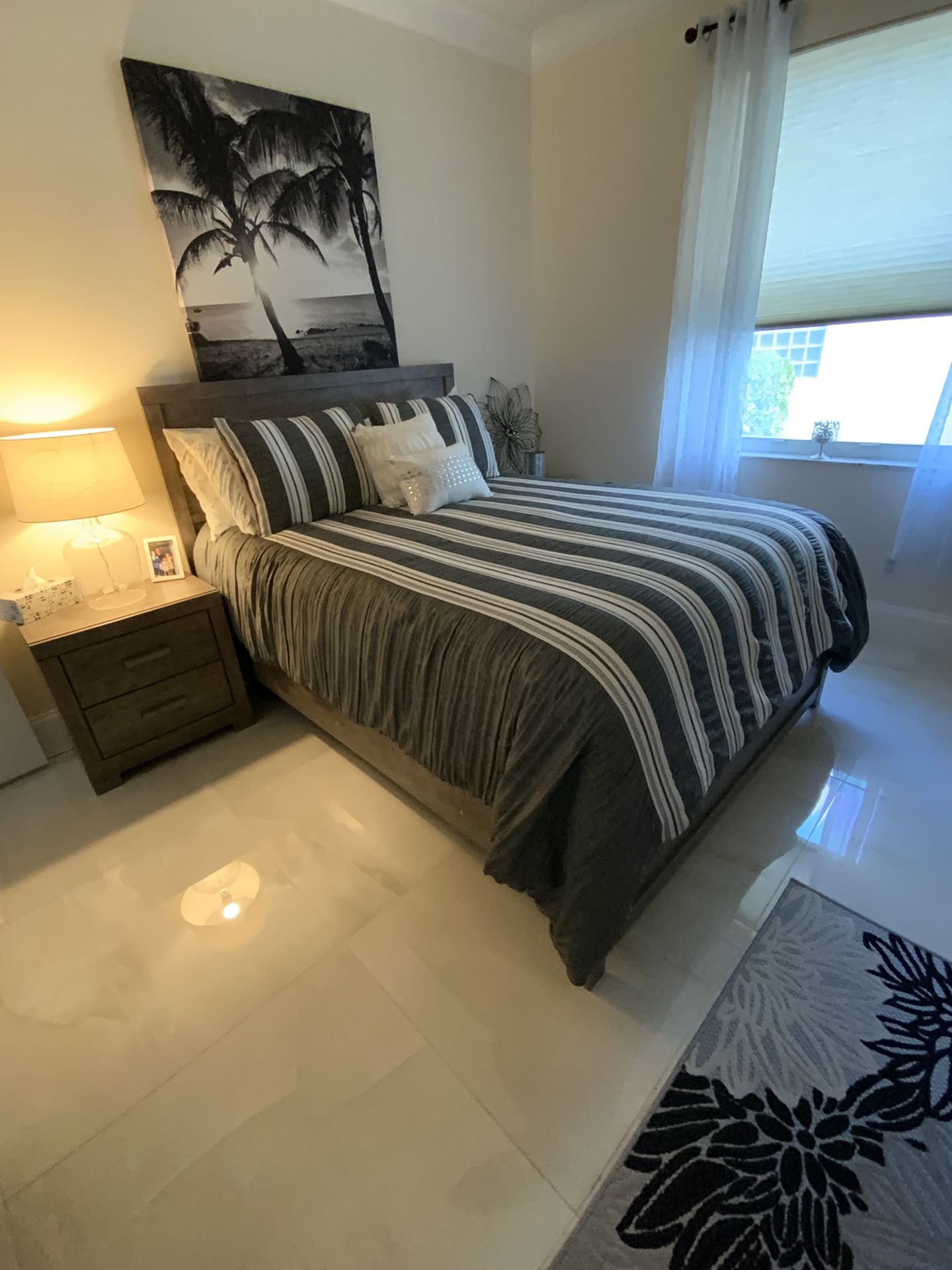 Queen Size Bedroom Set