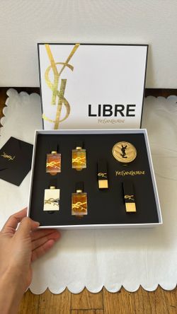 Ysl Libre Makeup Women Gift Set , Retail Price $280