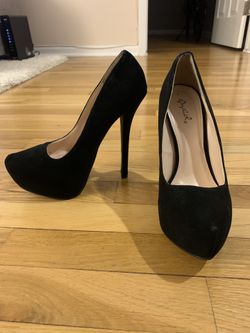 Qupid Heels Size 7 - Black