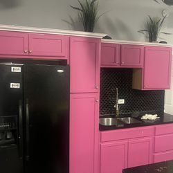 Kitchen Cabinet With Granite