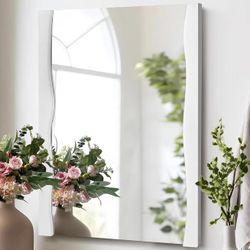 White Bathroom Mirror 20x28 Inch，Solid Wood Framed Rectangle Wall Mirrors for Bedroom Living Room or Entryway