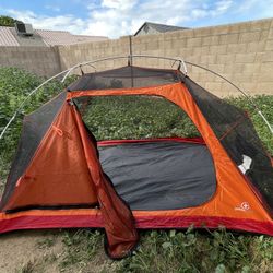 Swiss Gear Tent