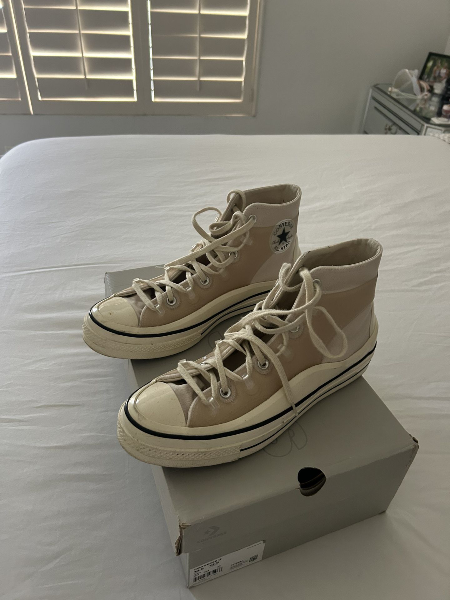 Converse men’s 10 1/2