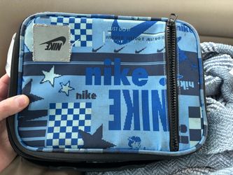 Nike lunchbox