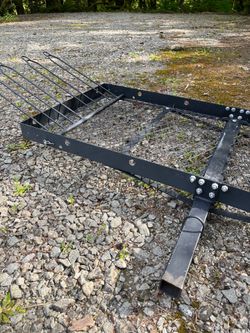 Hitch cargo/bike carrier