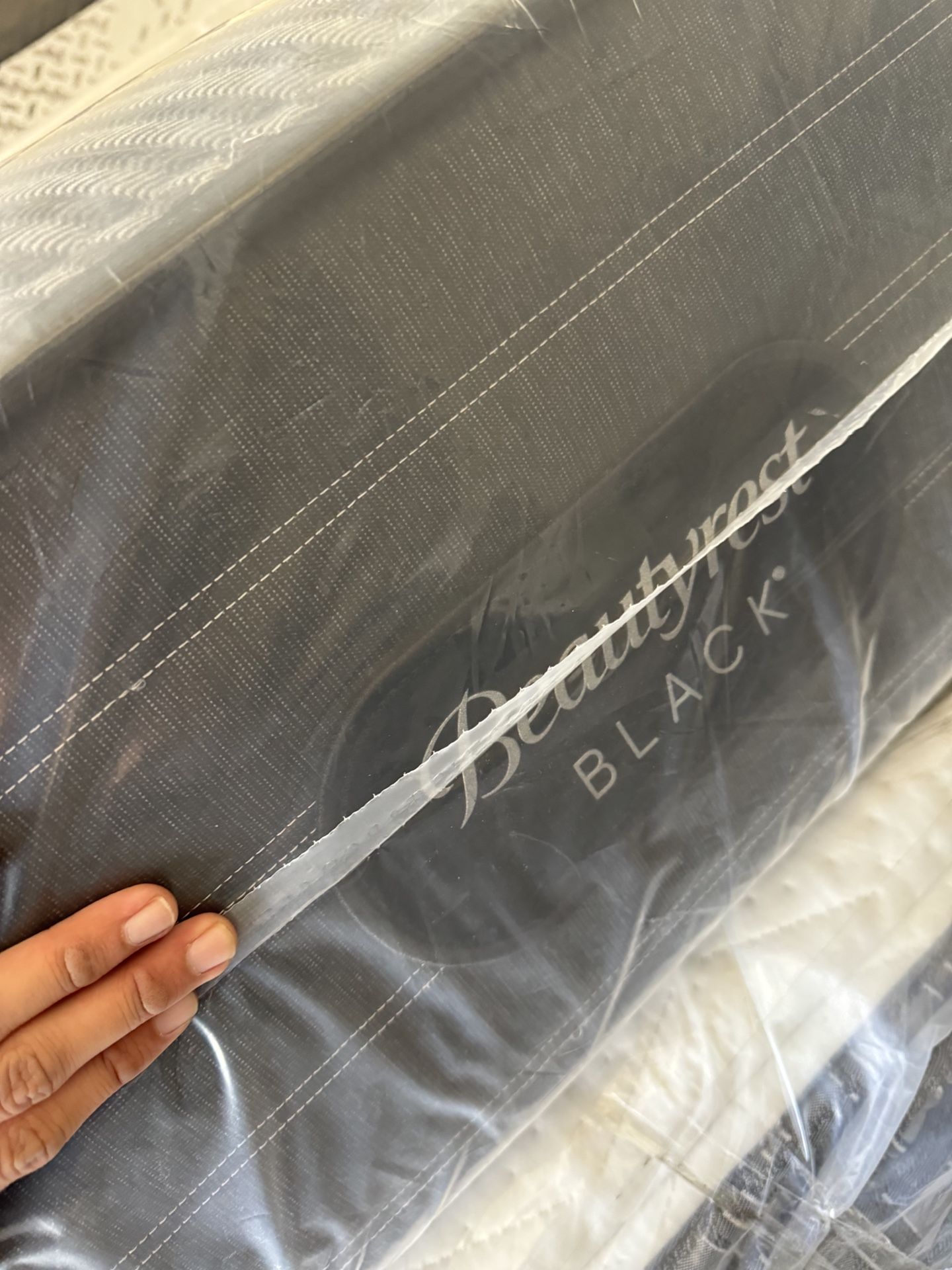 California King Size Bed Mattress Beautyrest Black B Class Extra Firm Tight Top Stearns & Foster Reserve Lux Estate Purple Tempurpedic Saatva Avocado 