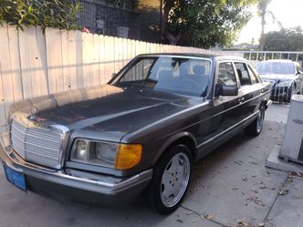 1985 Mercedes Benz  SEL 500 long wheelbase ambassador edition