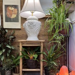 Vintage Hollywood Regency Safran & Glucksman Floral Bamboo Lily White Large Urn Lamp Boho Glam Luxe
