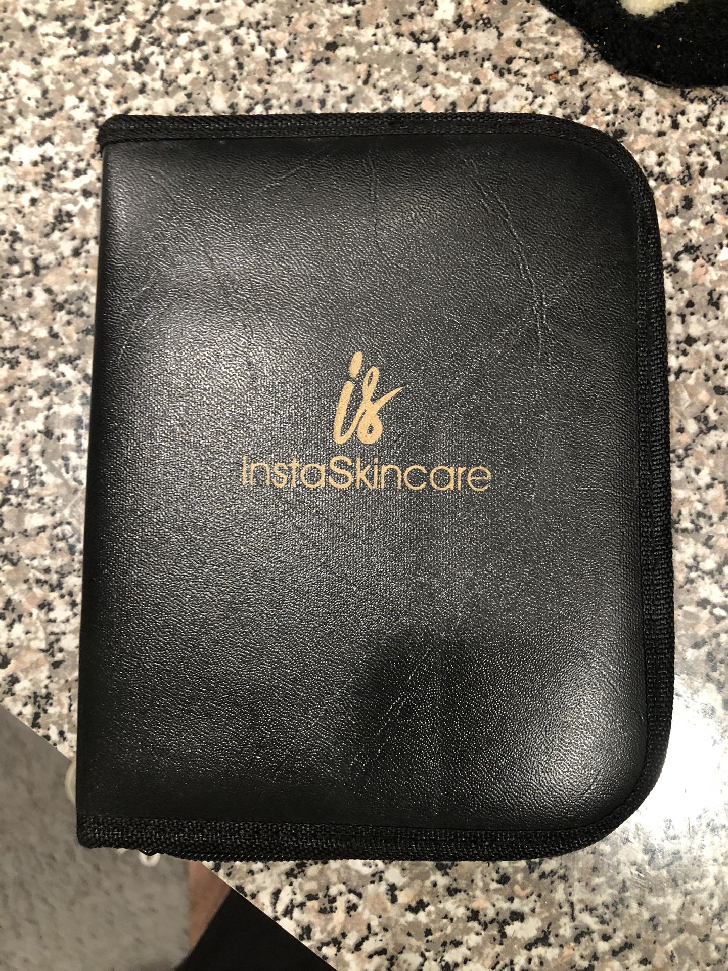 Instaskincare Kit With 6 Surgical Blades 