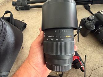 Sigma 70-300mm f/4-5.6 Macro Lens for Canon