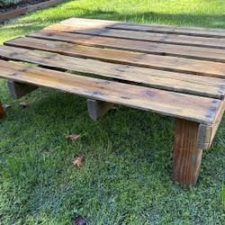 Pallet Table