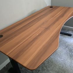 Gaming desk