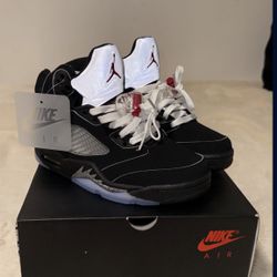 Jordan 5 Metallic 