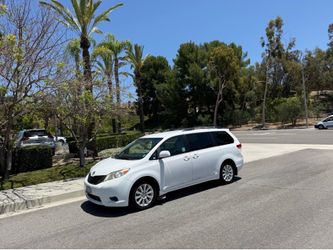 2011 Toyota Sienna