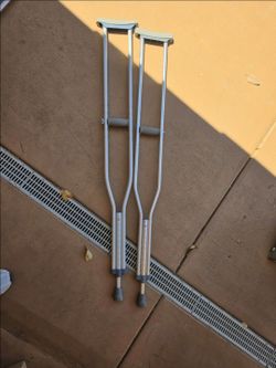 Adjustable Underarm Crutches (Pair) — Fits up to 5'10" — $10