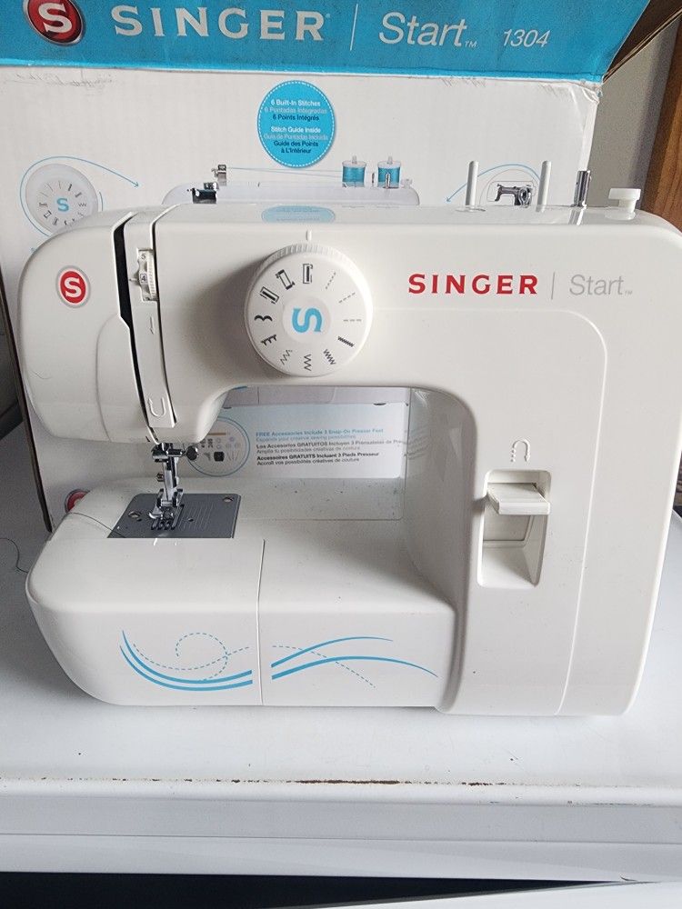 Singer Start Sewing Machine 
