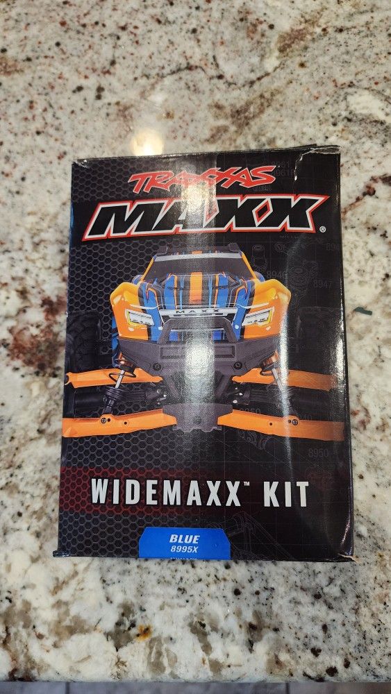Traxxas Maxx Widemax Kit (Black) New $30