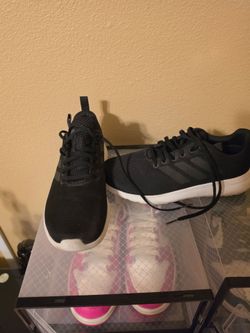 Adidas Black Mesh Low-Top Sneakers size 7.5
