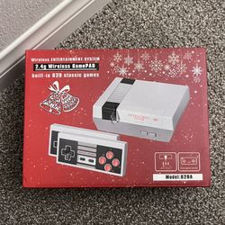 Retro Gaming Console 