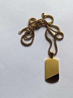 Gold tone premium pendant