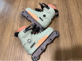 Roces M12 Lo Team Juno skates SIZE: 8 Men’s
