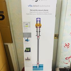 Dyson V15S Detect Submarine Cordless Vacuum With 10 Accessories- Yellow/nickel ( Brand New )