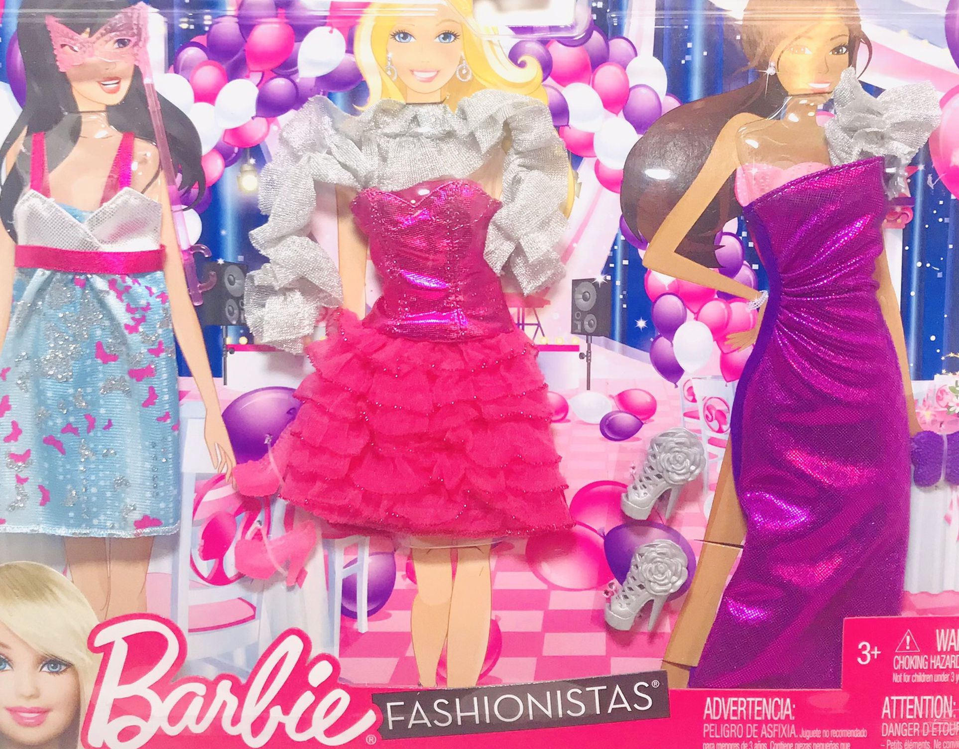 2011 Mattel Barbie Fashionistas Clothes Accessories