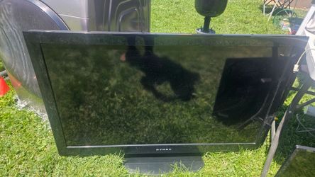 Dynex Flat Screen TV