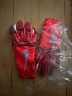 Nike Phantom Dynamic Fit Soccer Goalkeeper Gloves IF8190-635 Crimson Sz 12