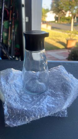 Sauce Container