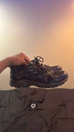 Saucony Ride Millennium ( Matt Black Size 10.5)