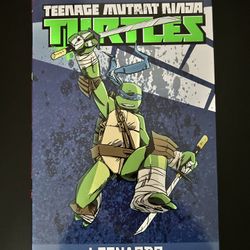 NECA 2012 Teenage Mutant Ninja Turtles Leonardo Donatello Raphael Action Figures