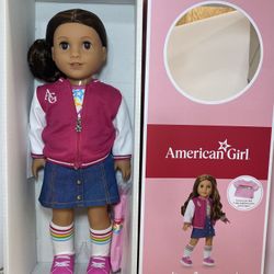 🎄NEW✨American Girl Truly Me Doll #117 “Sofia”