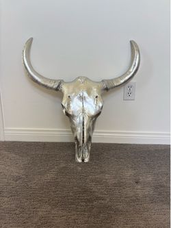Z Gallerie Faux Silver Bull Wall Decor