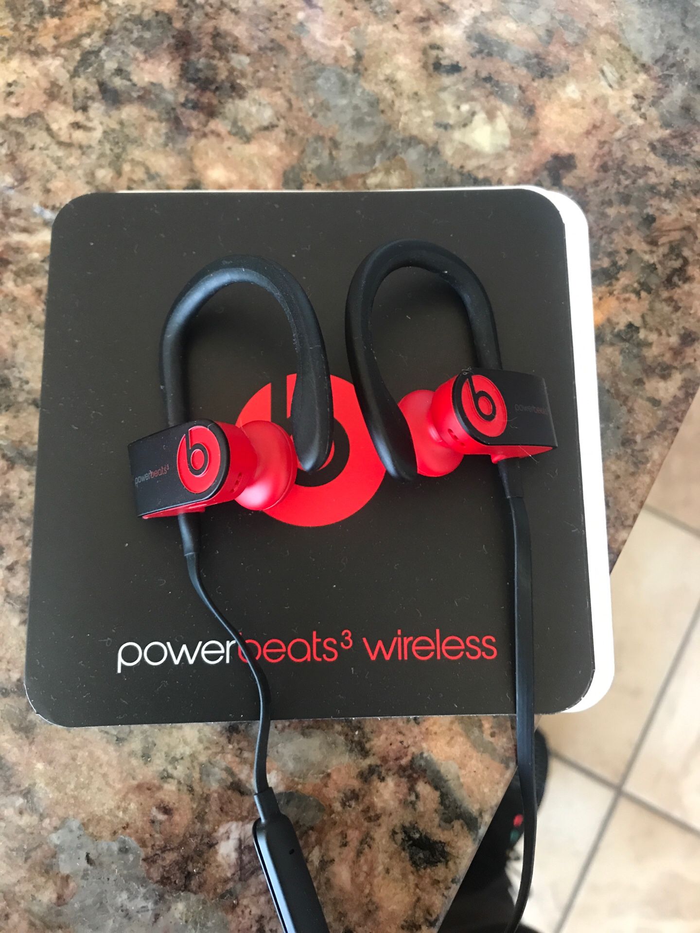 New Power beats 3 wireless headphones