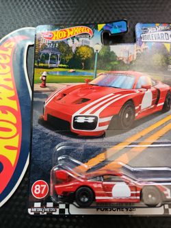 Hot Wheels Premium Boulevard Porsche 935