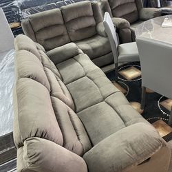 Brown Recliner Sofa Loveseat And Chair Huge Discount