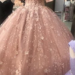 Quiencera Dress