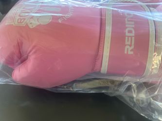 New practice boxing gloves