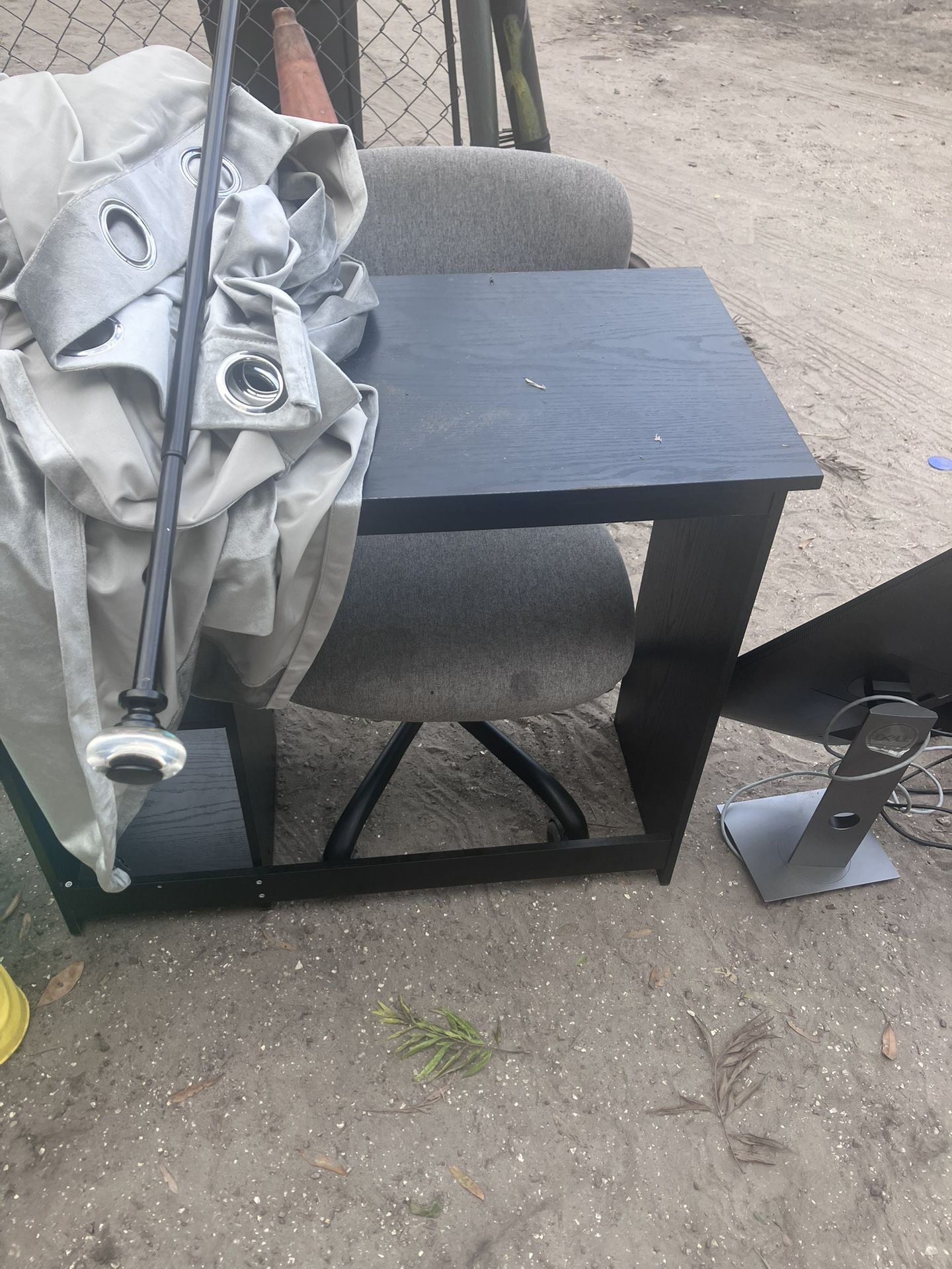 Desk With Chair