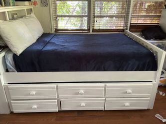 MOVING SALE! Storage full bed frame and trundle