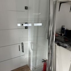 Shower Glass Door 26x69 