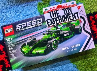 LEGO Speed Champions KICK Sauber F1 Team C44