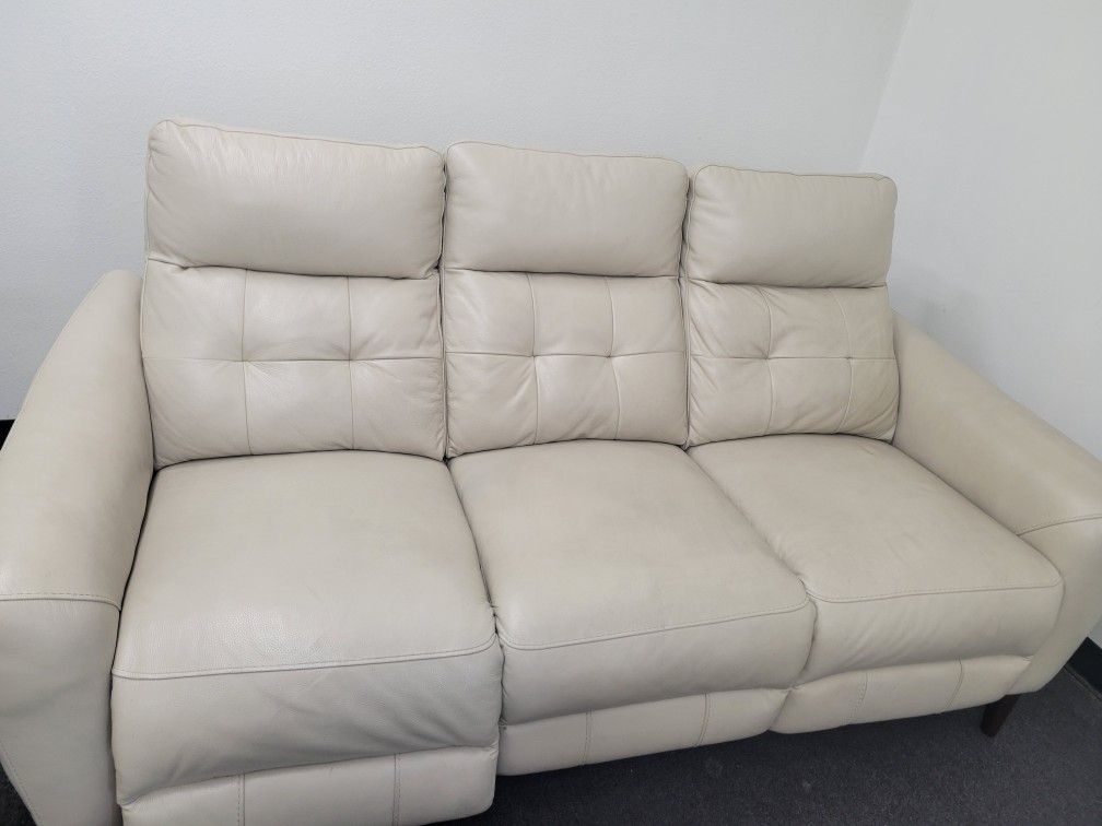 Reclining Couch With USB $250